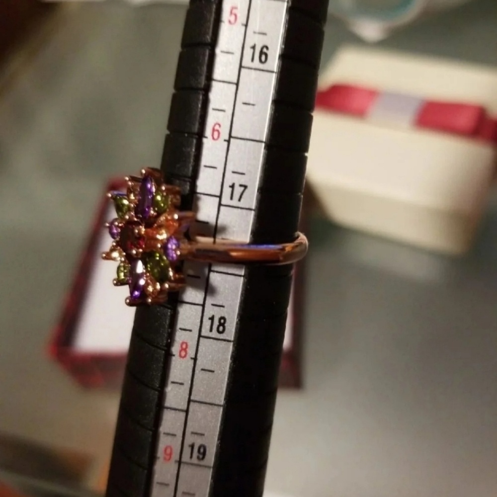 Rose Gold Rainbow Flower Ring - Picture 5 of 5